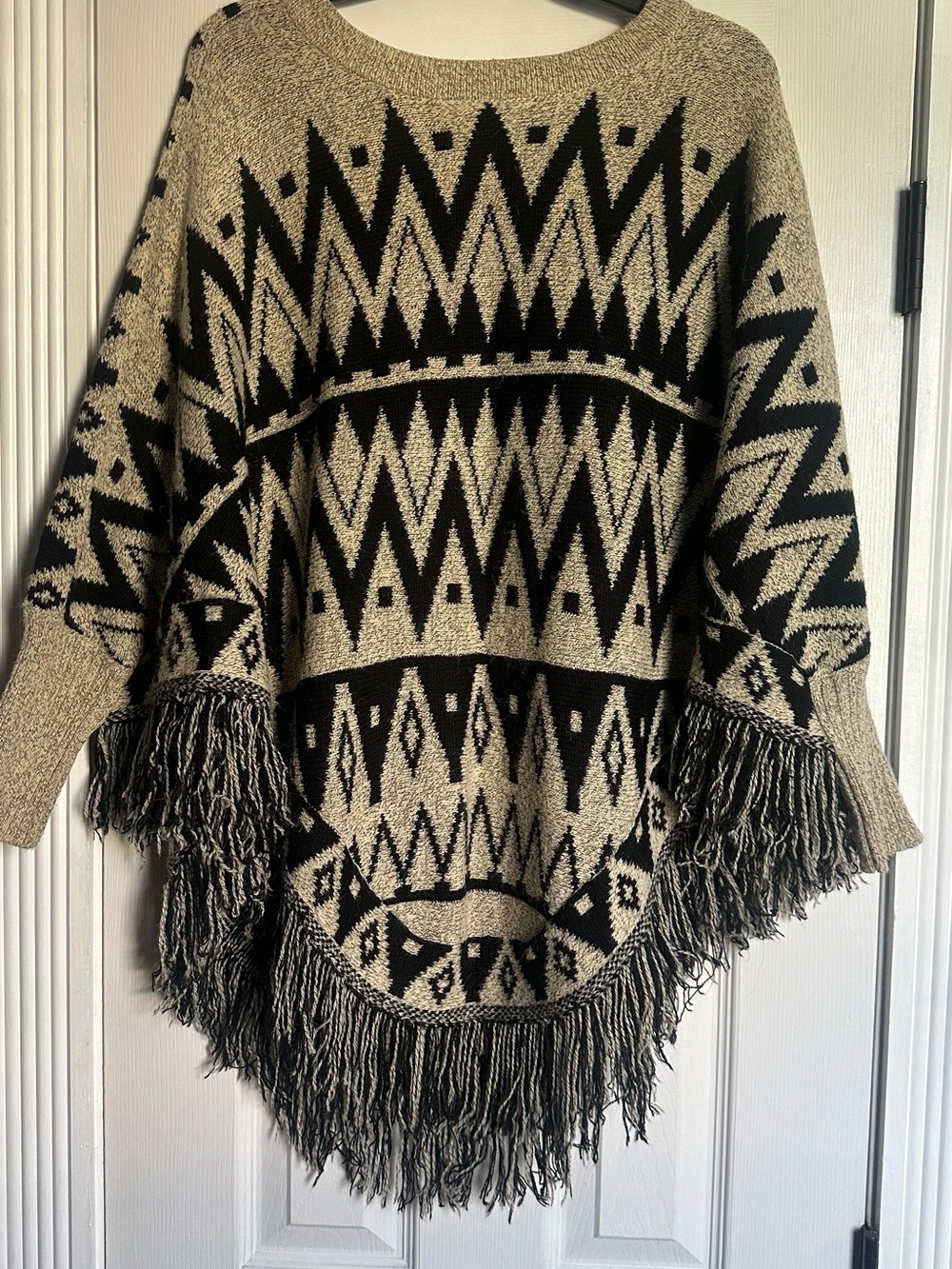 Boho Fringe Knit Sweater Poncho - Black & Cream